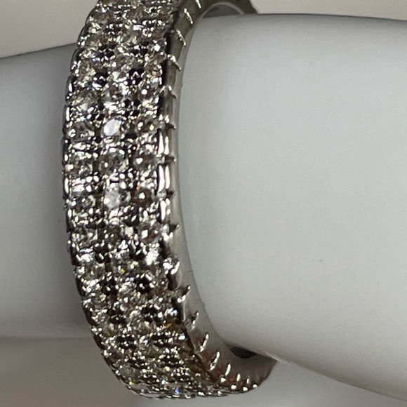 1.25 CARAT PAVE SAPPHIRE ring! Size 6 -Silver .925 - Picture 4 of 9